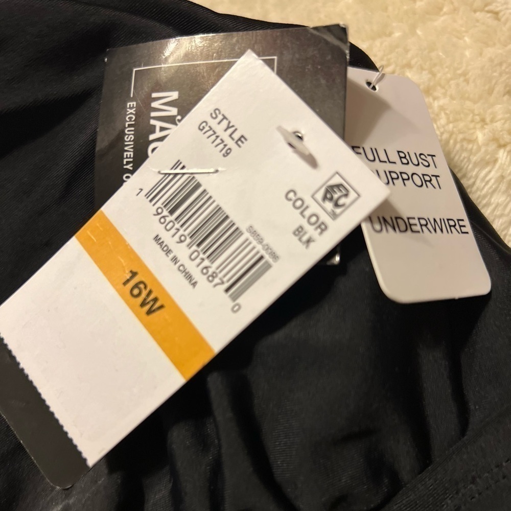 Island Escape plus size tankini swim top - Picture 6 of 6